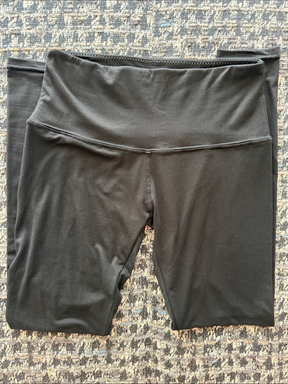 Classic Black High-Waist Athletic Leggings